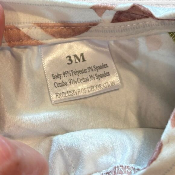 Football Romper 3 Months - Picture 3 of 5